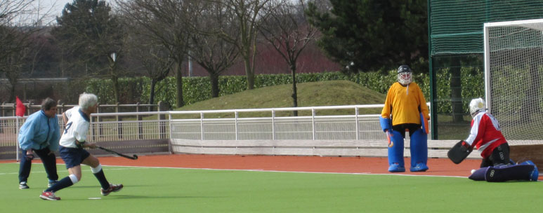 David McIntosh scores the second penalty against France